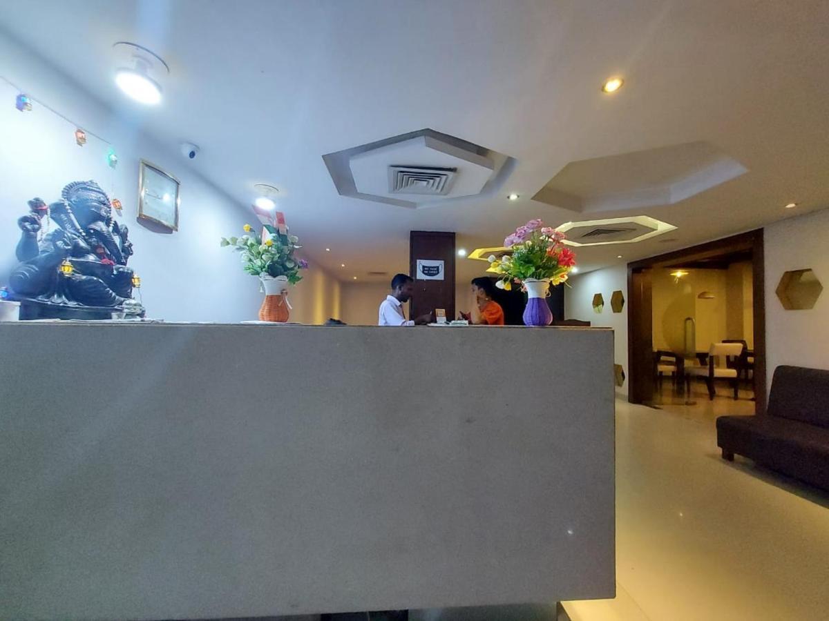 Orbit Hotel - Bagdogra Экстерьер фото