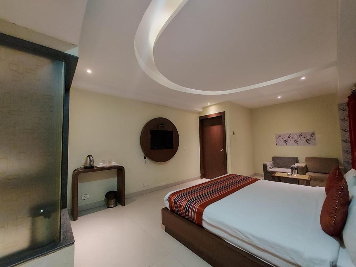 Orbit Hotel - Bagdogra Экстерьер фото