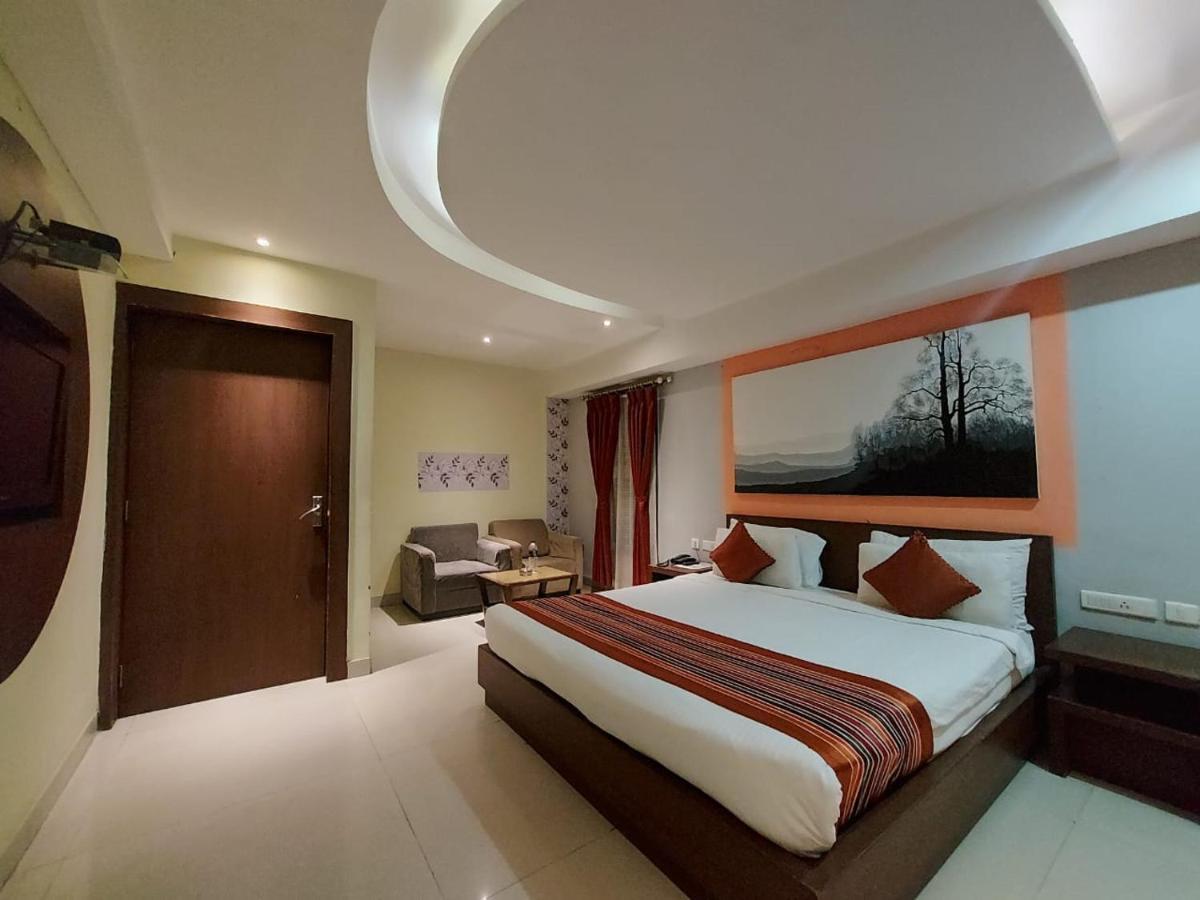 Orbit Hotel - Bagdogra Экстерьер фото