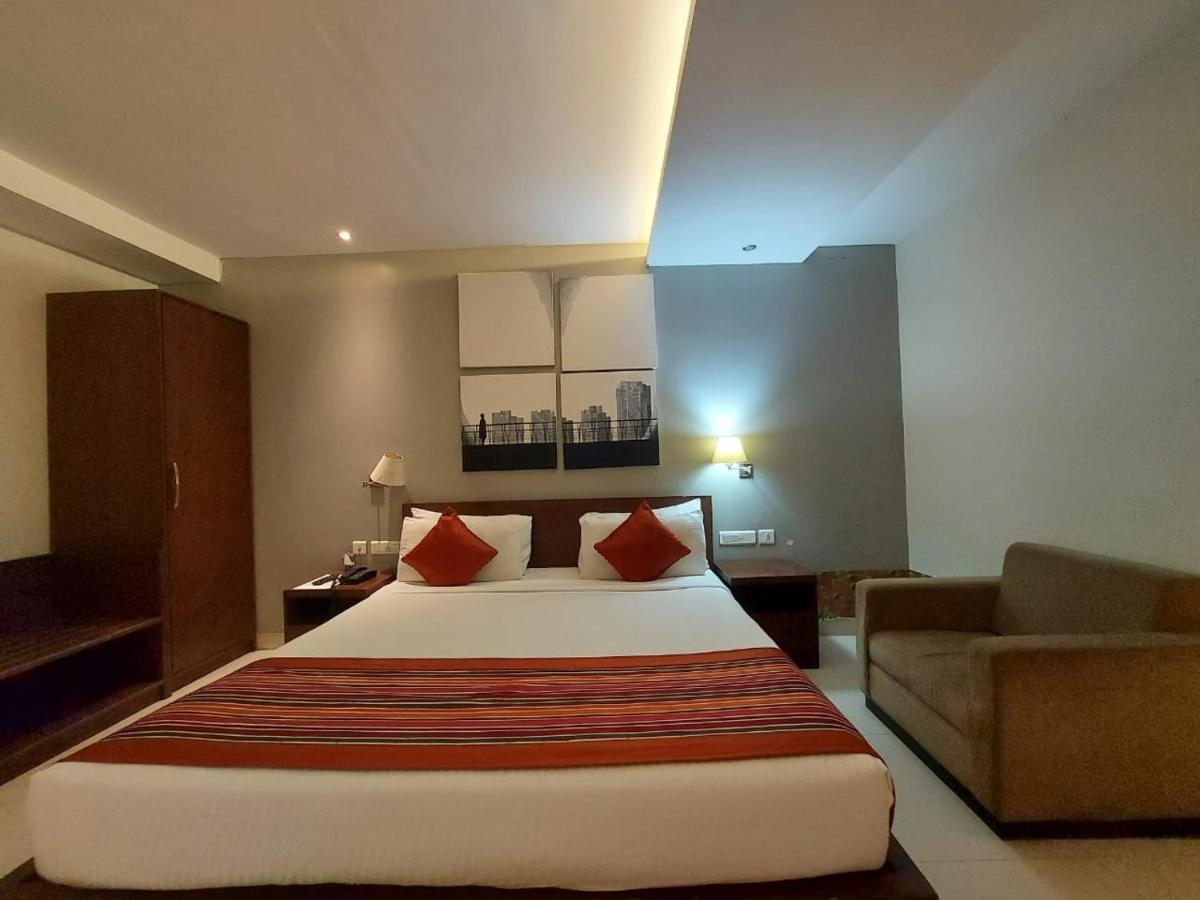 Orbit Hotel - Bagdogra Экстерьер фото