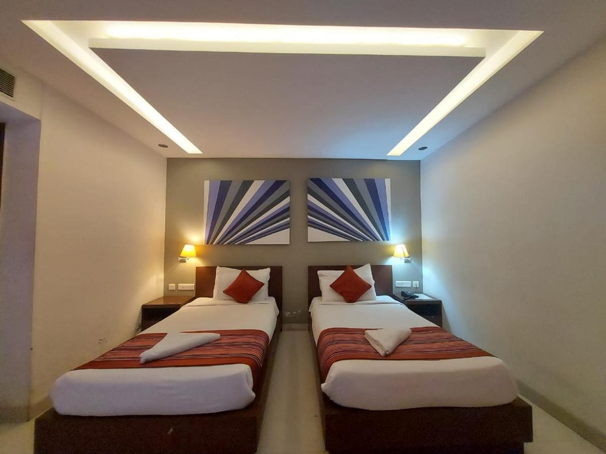 Orbit Hotel - Bagdogra Экстерьер фото