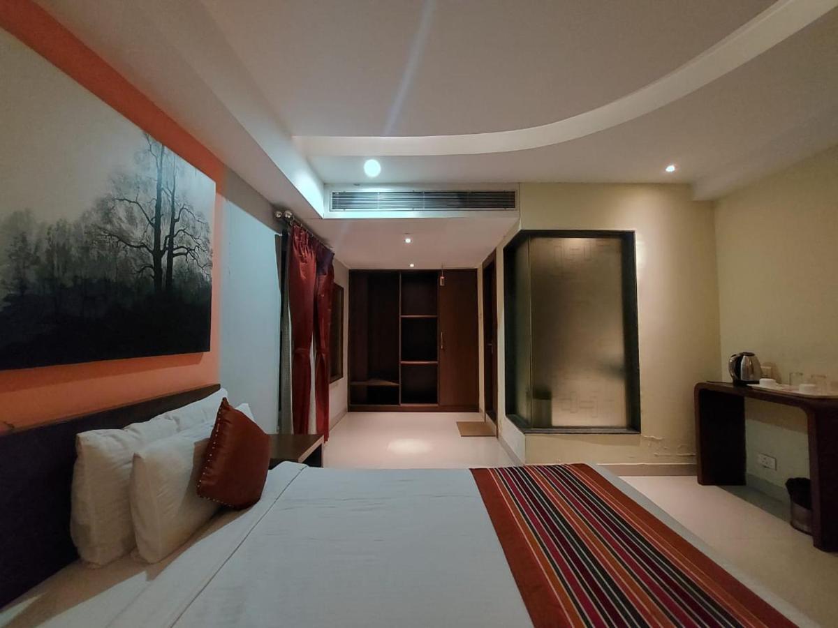 Orbit Hotel - Bagdogra Экстерьер фото